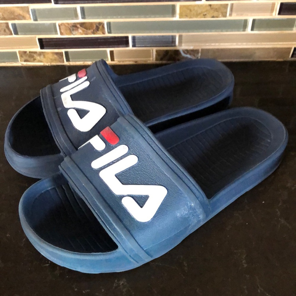 Boys FILA navy blue slides‎ sandals